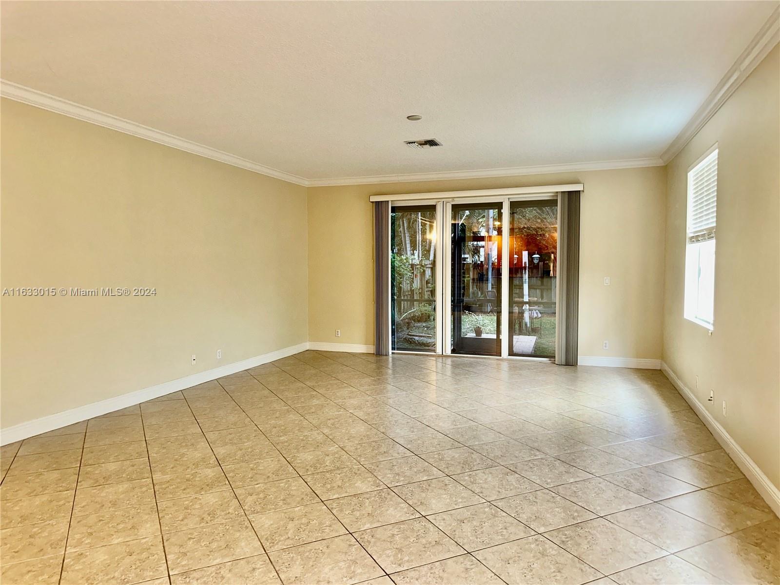 1121 NE 12th Ave, Fort Lauderdale, Florida image 16