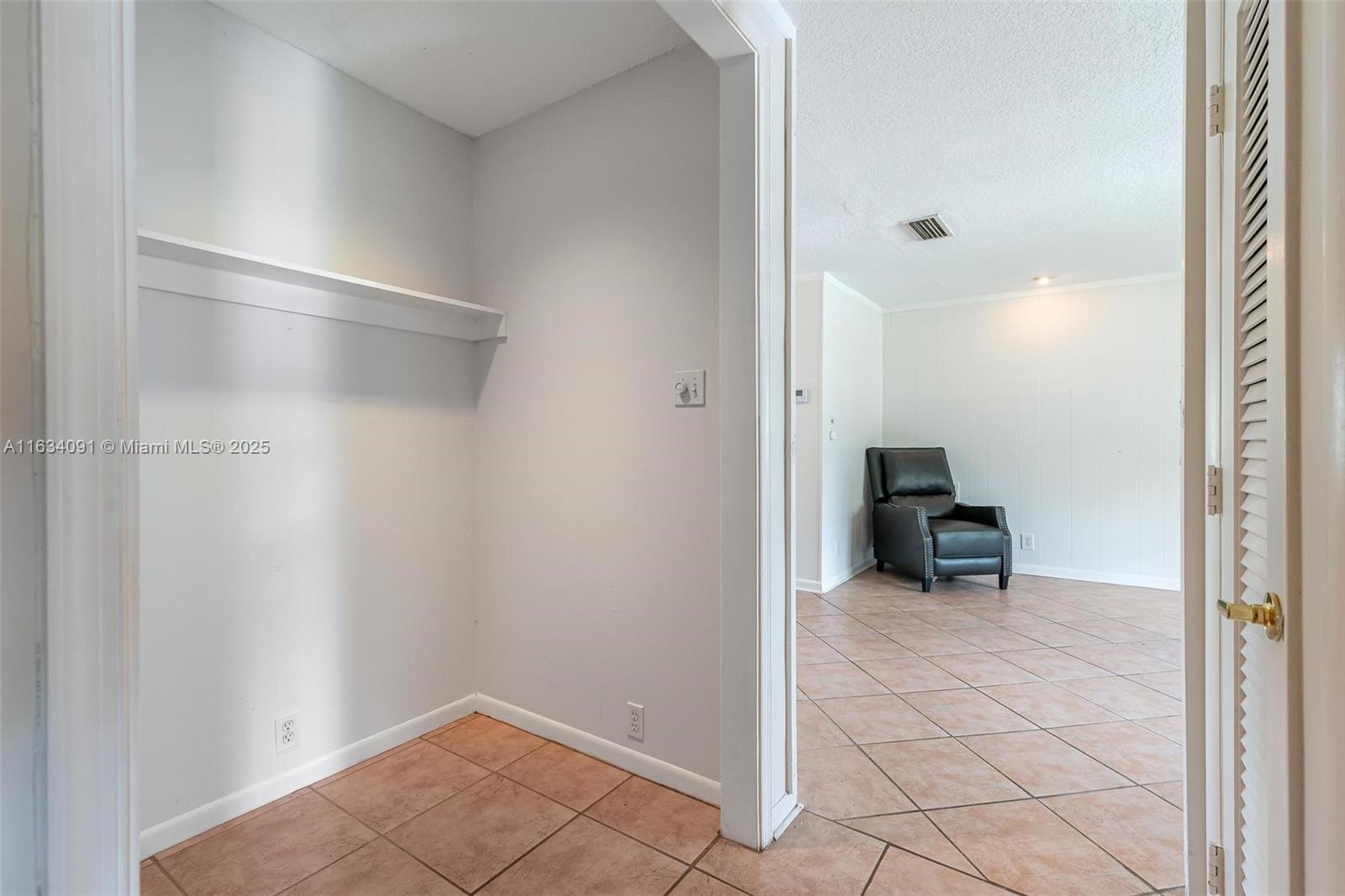 6930 NW 11th Ct, Margate, Florida image 15