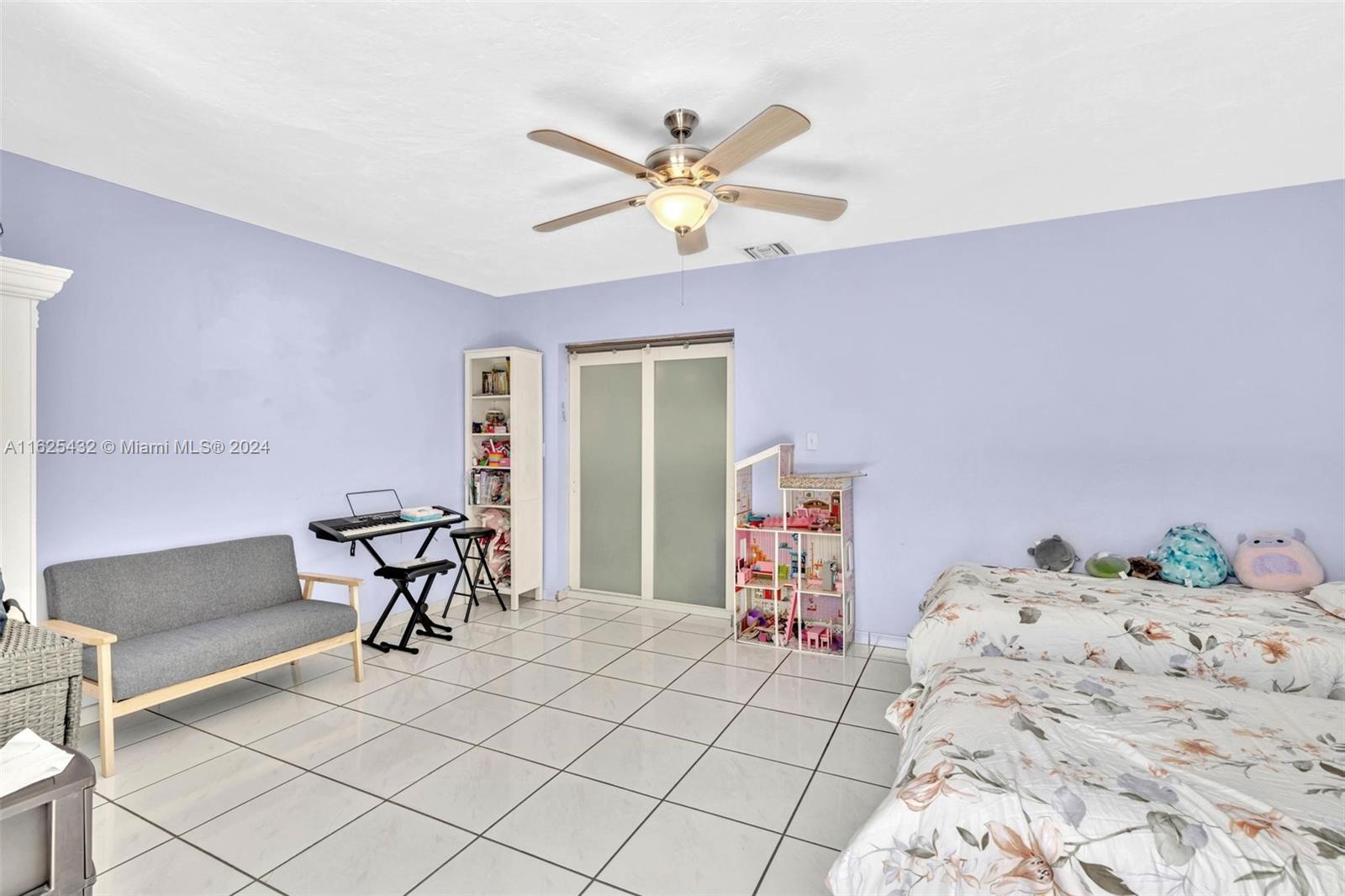 9524 Byron Ave, Surfside, Florida image 45