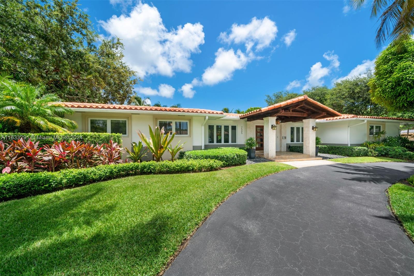 7505 SW 129th St, Pinecrest, Florida image 8