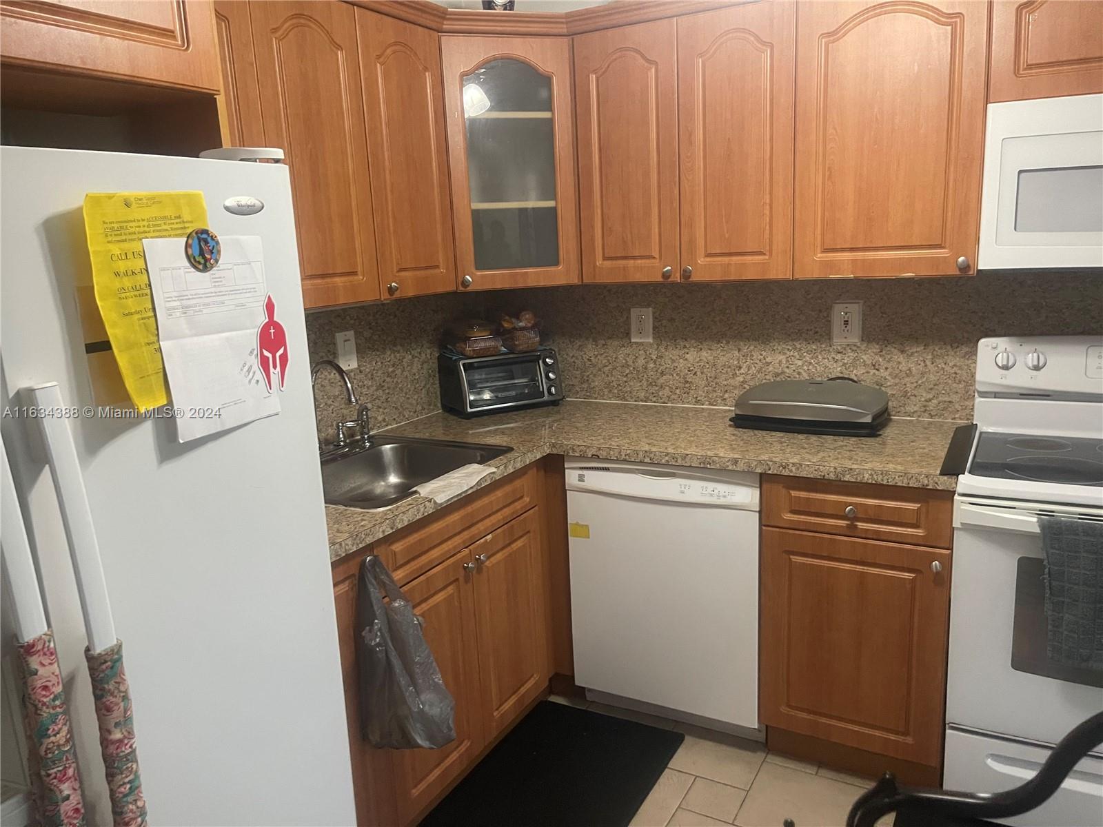 Listing Photo 10