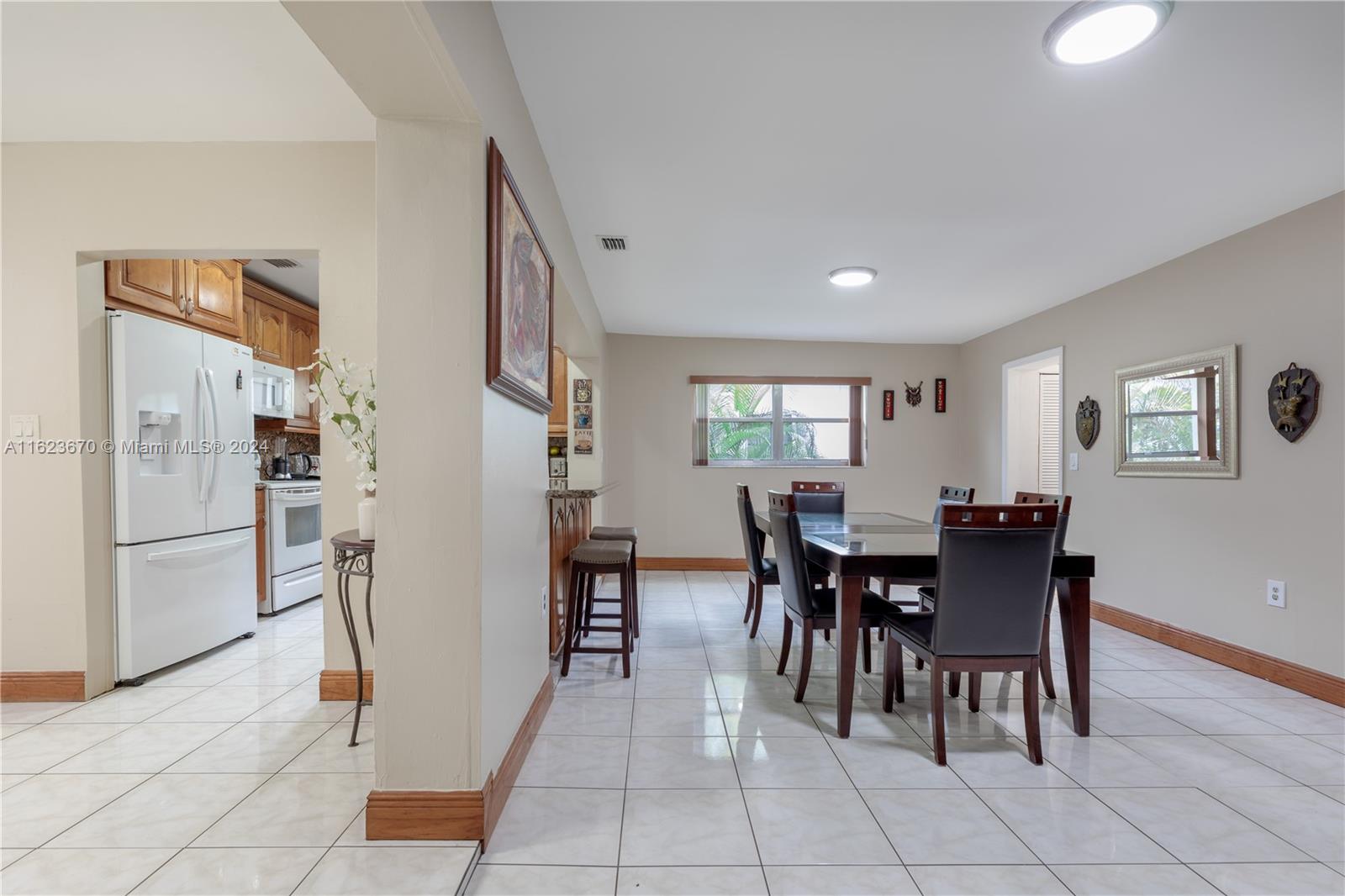 Listing Photo 7
