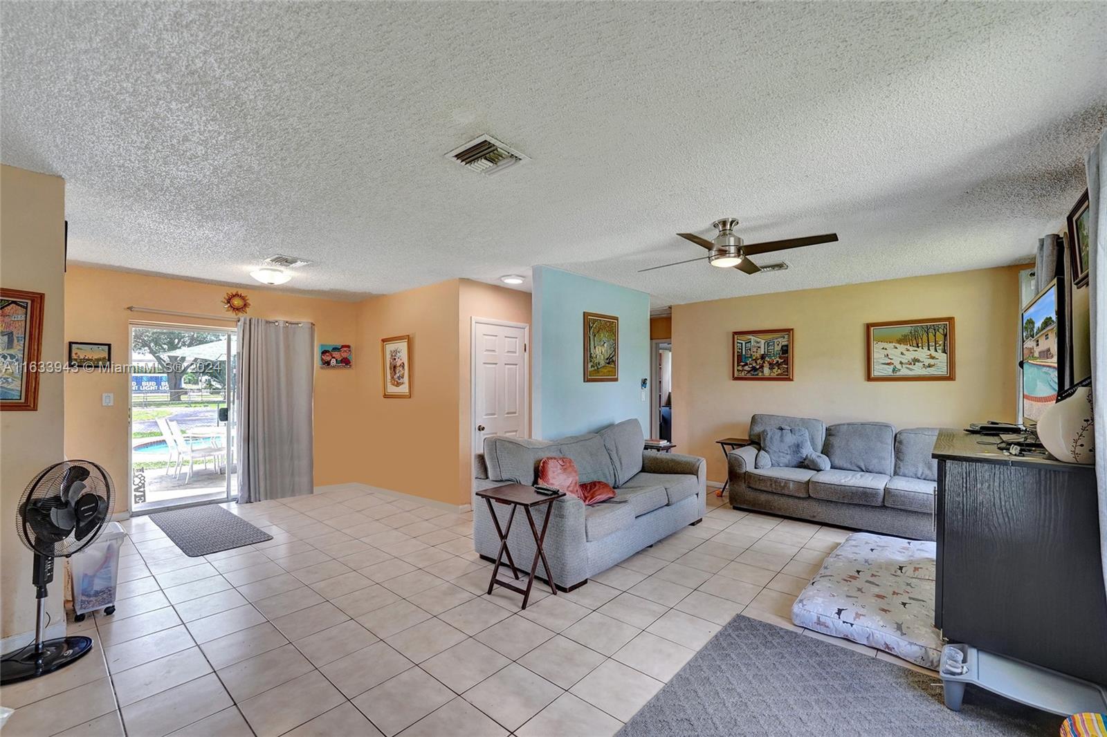 5012 SW 90th Ter, Cooper City, Florida image 6