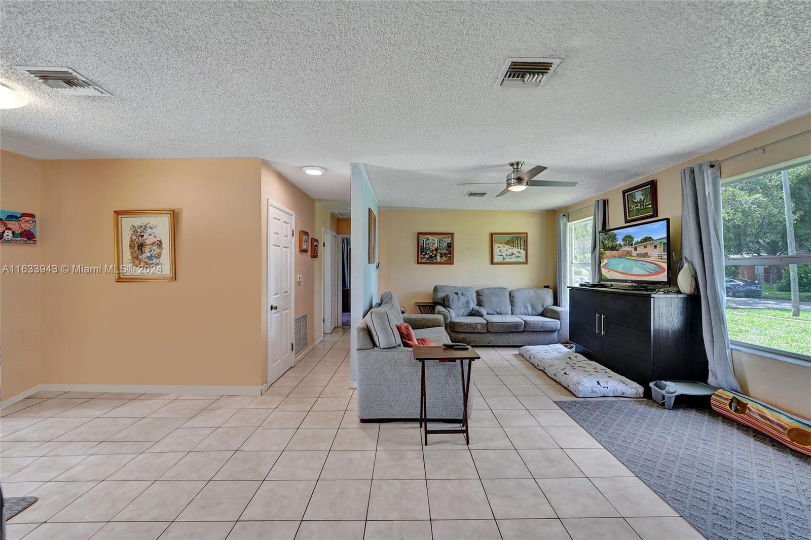 5012 SW 90th Ter, Cooper City, Florida image 7