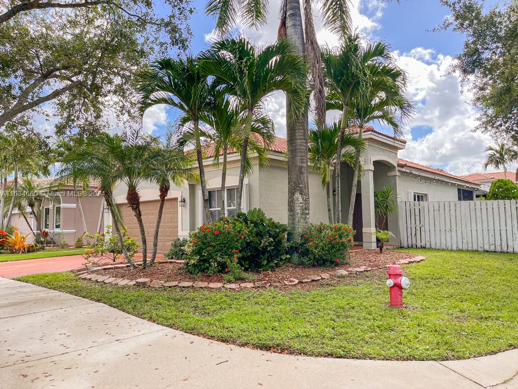 814 Kapok Way, Weston, Florida image 3