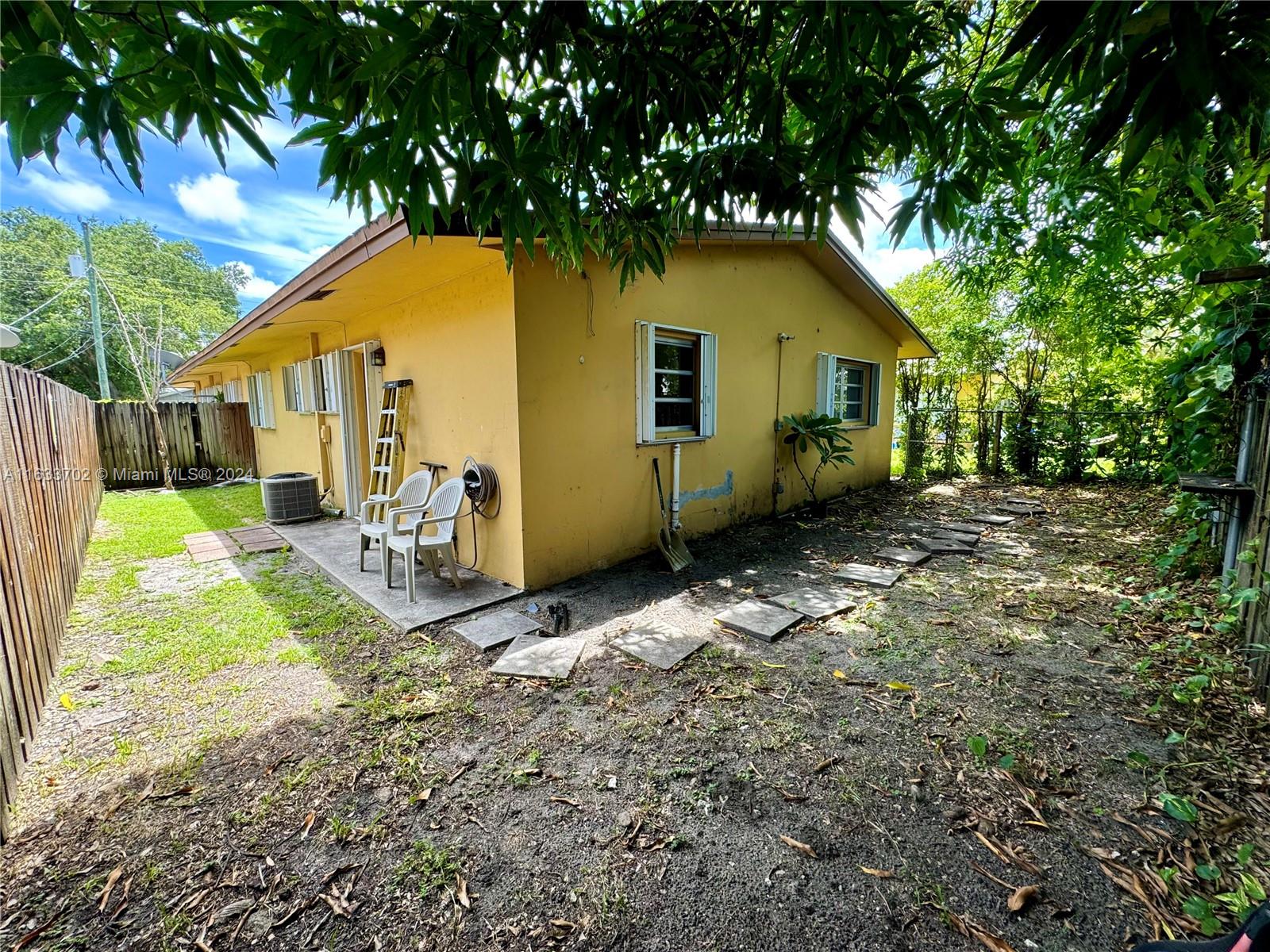 1723 SW 21st St, Fort Lauderdale, Florida image 28