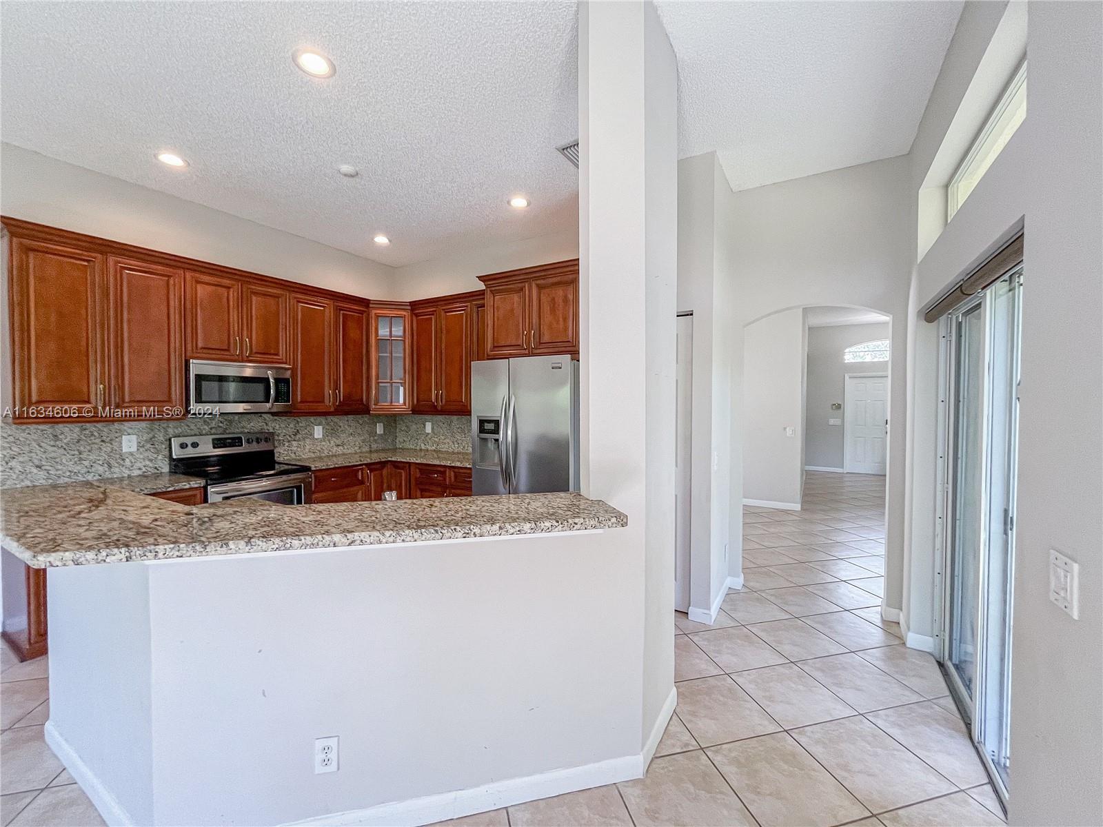 1535 Elm Grove Rd, Weston, Florida image 9