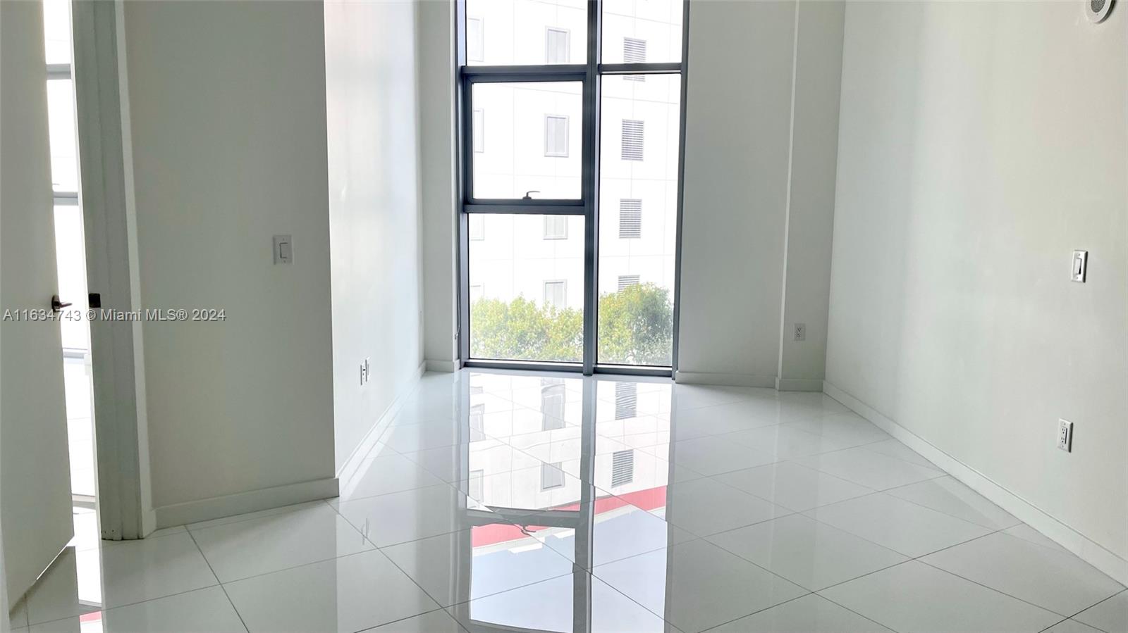 851 NE 1st Ave #412, Miami FL 33132