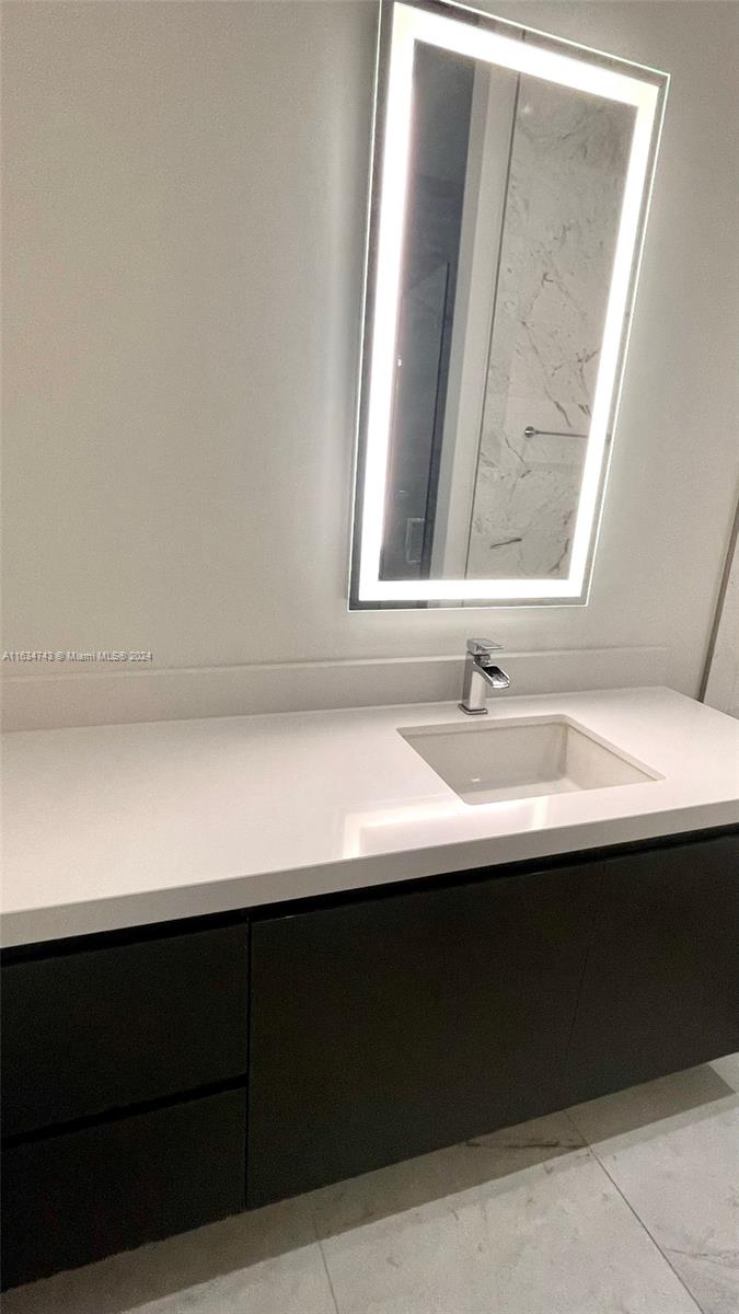 851 NE 1st Ave #412, Miami FL 33132