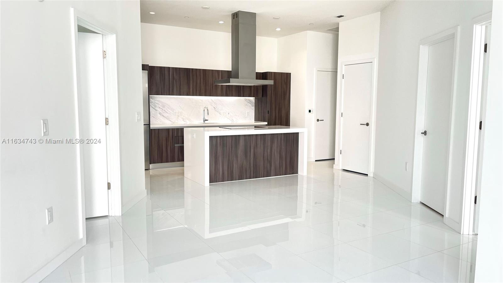 851 NE 1st Ave #412, Miami FL 33132