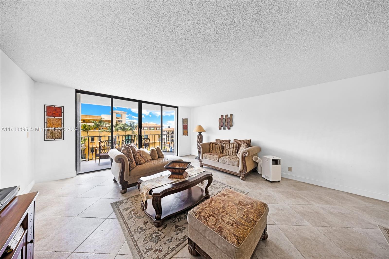 8877 Collins Ave #405, Surfside, Florida image 9