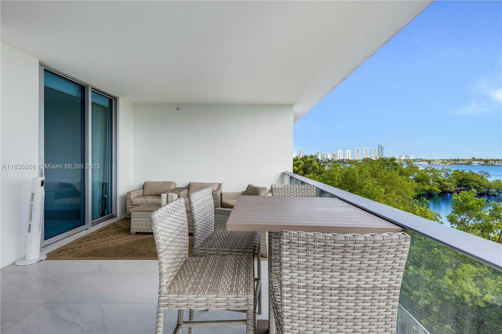 17111 Biscayne Blvd #304, North Miami Beach, Florida image 37