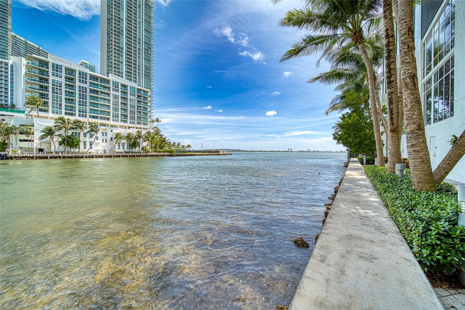 601 NE 27th St #1502, Miami FL 33137