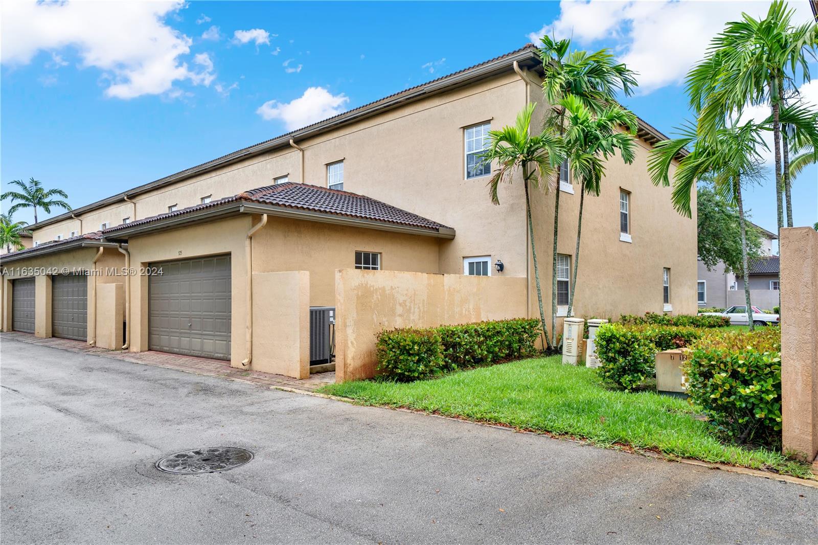 525 SW 146th Ter #5-8, Pembroke Pines, Florida image 19