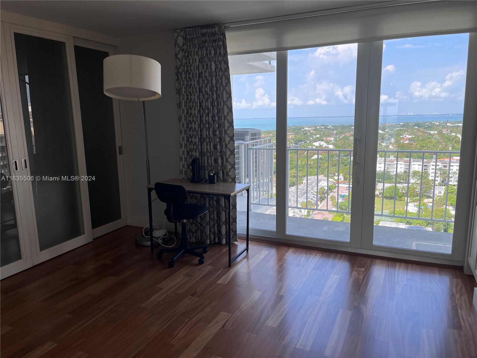 881 Ocean Dr #18B, Key Biscayne FL 33149