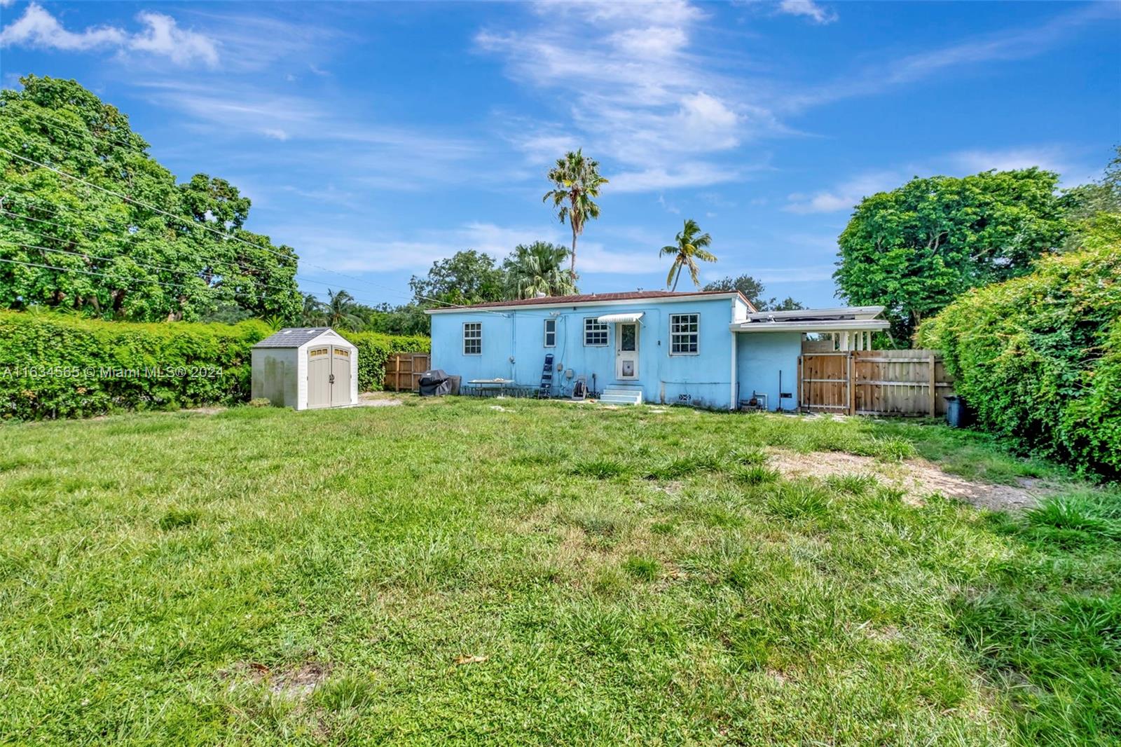 1075 NE 120th Street, Biscayne Park, Florida image 16