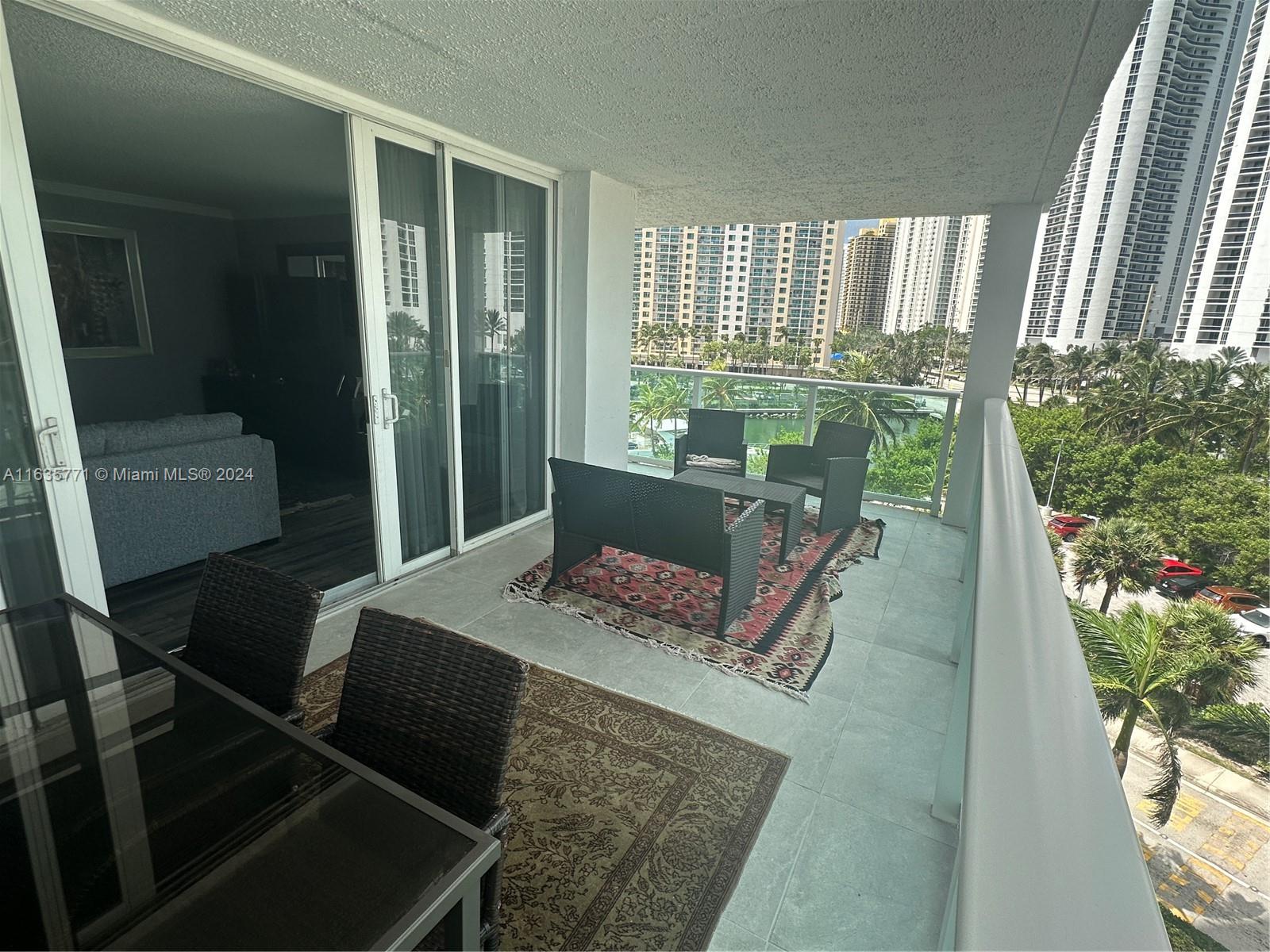 100 Bayview Dr #505, Sunny Isles Beach, Florida image 16