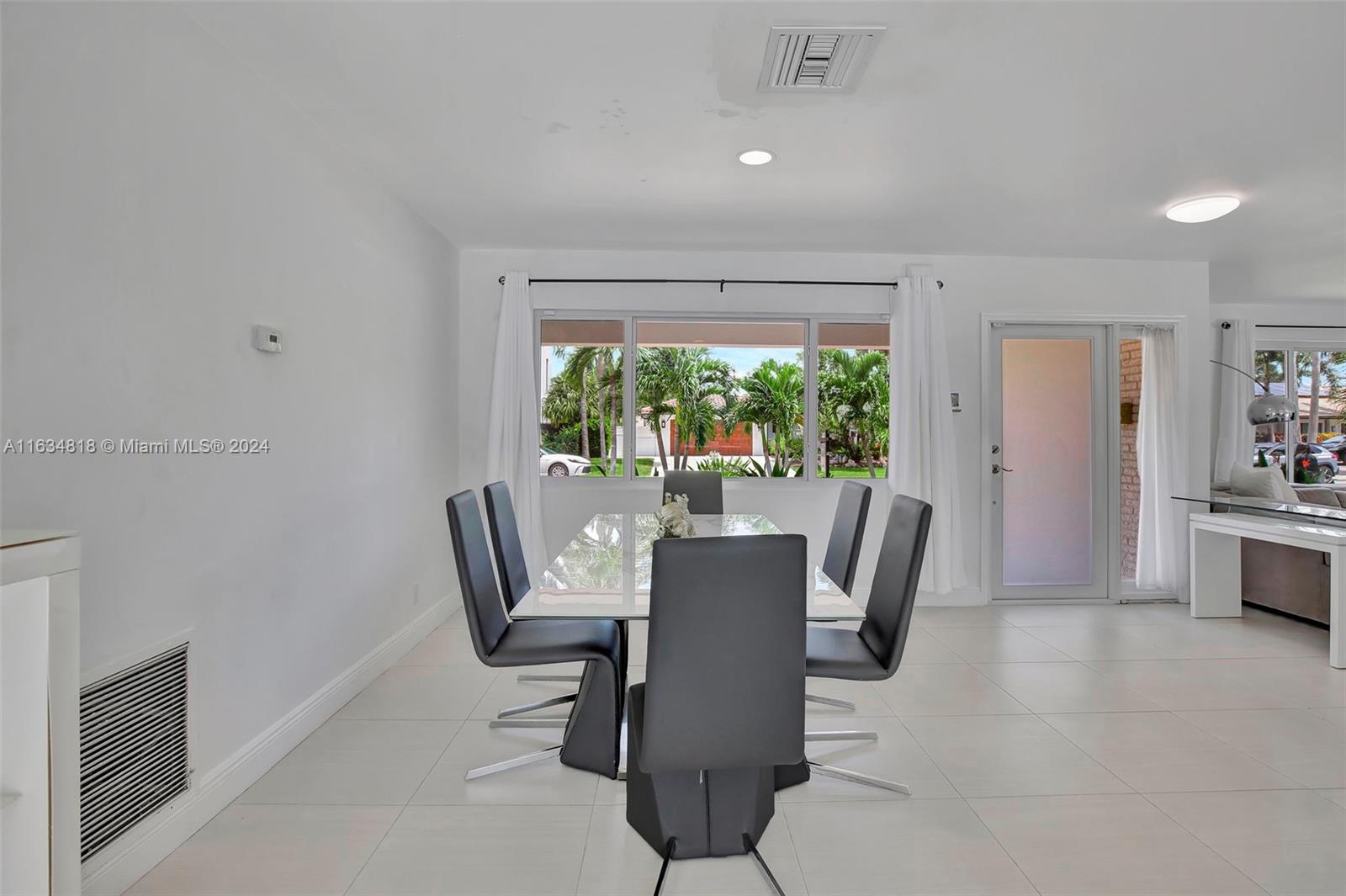 2824 NE 35th St, Fort Lauderdale, Florida image 12