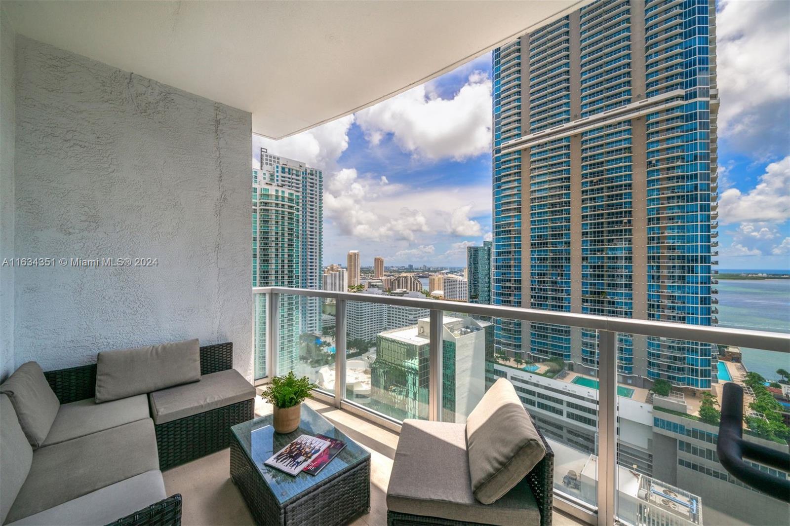 1060 Brickell Ave #3003, Miami, Florida image 11