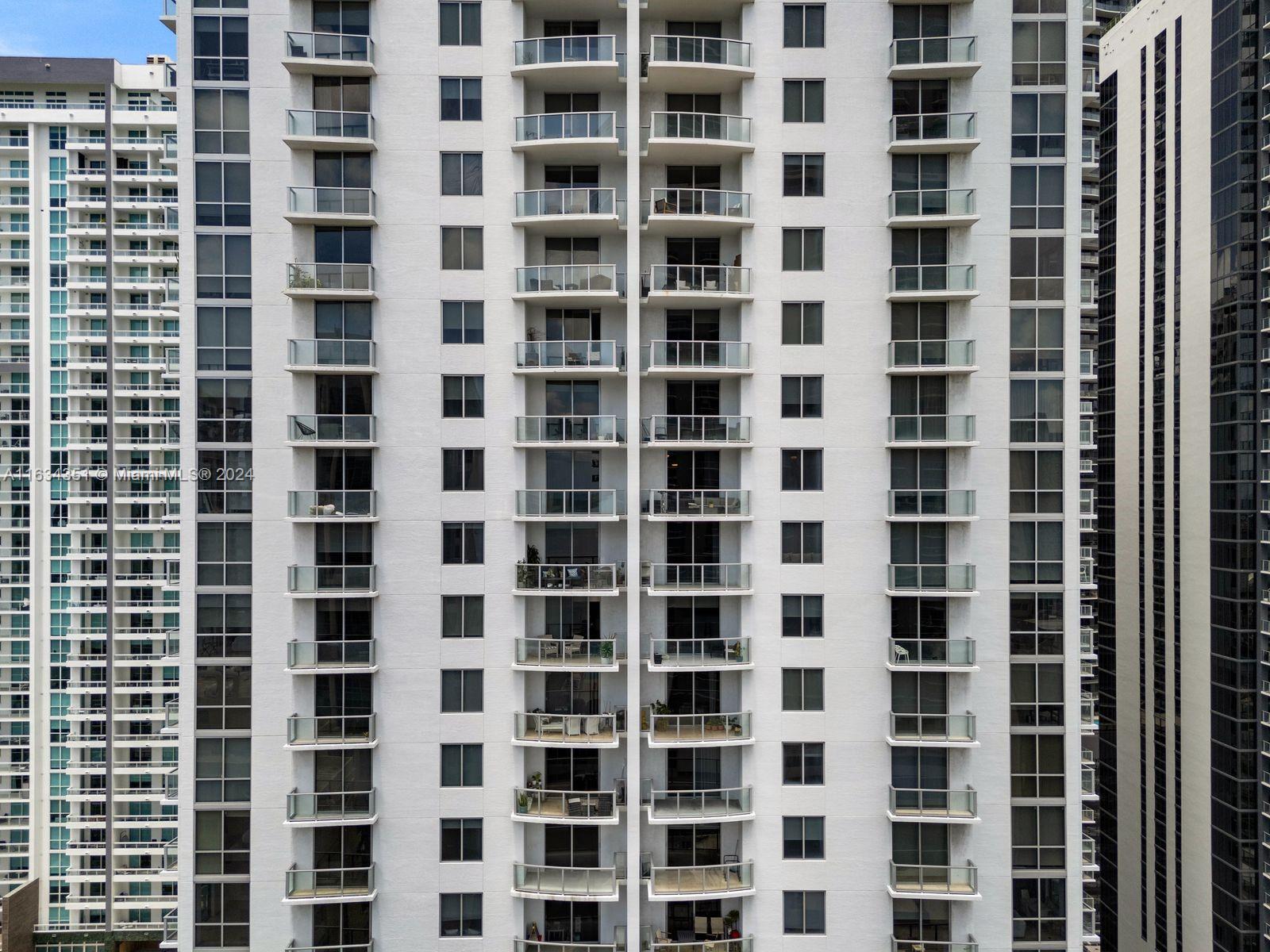 1060 Brickell Ave #3003, Miami, Florida image 28