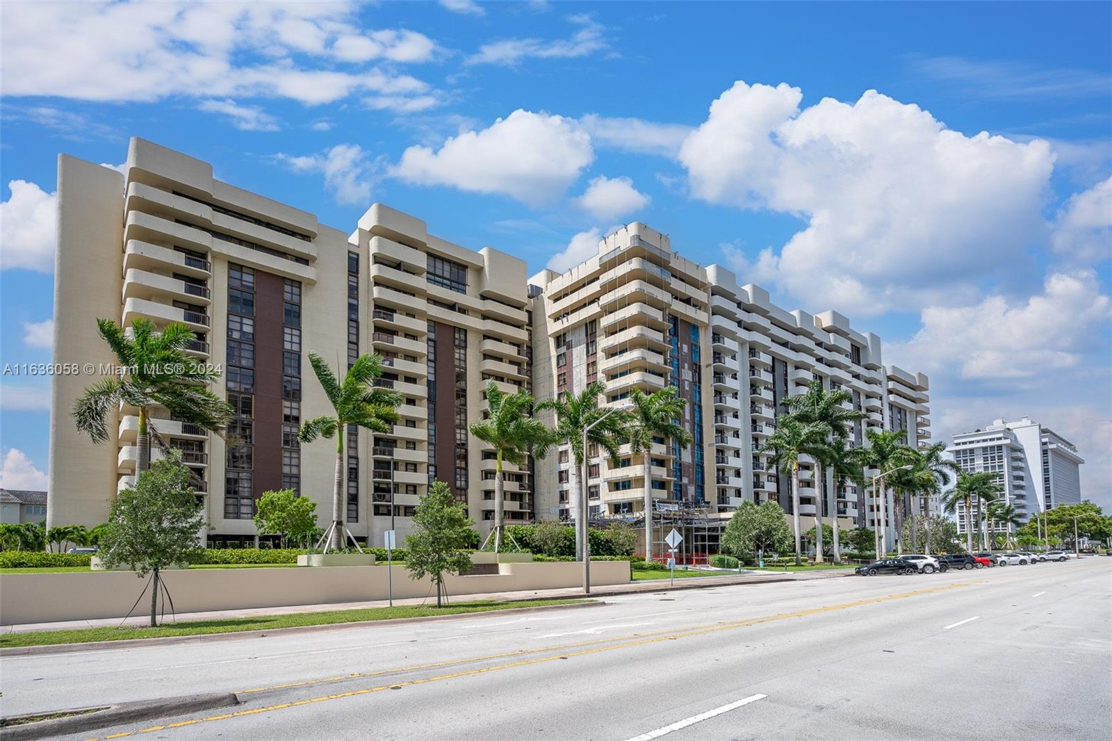 600 Biltmore Way #611, Coral Gables FL 33134