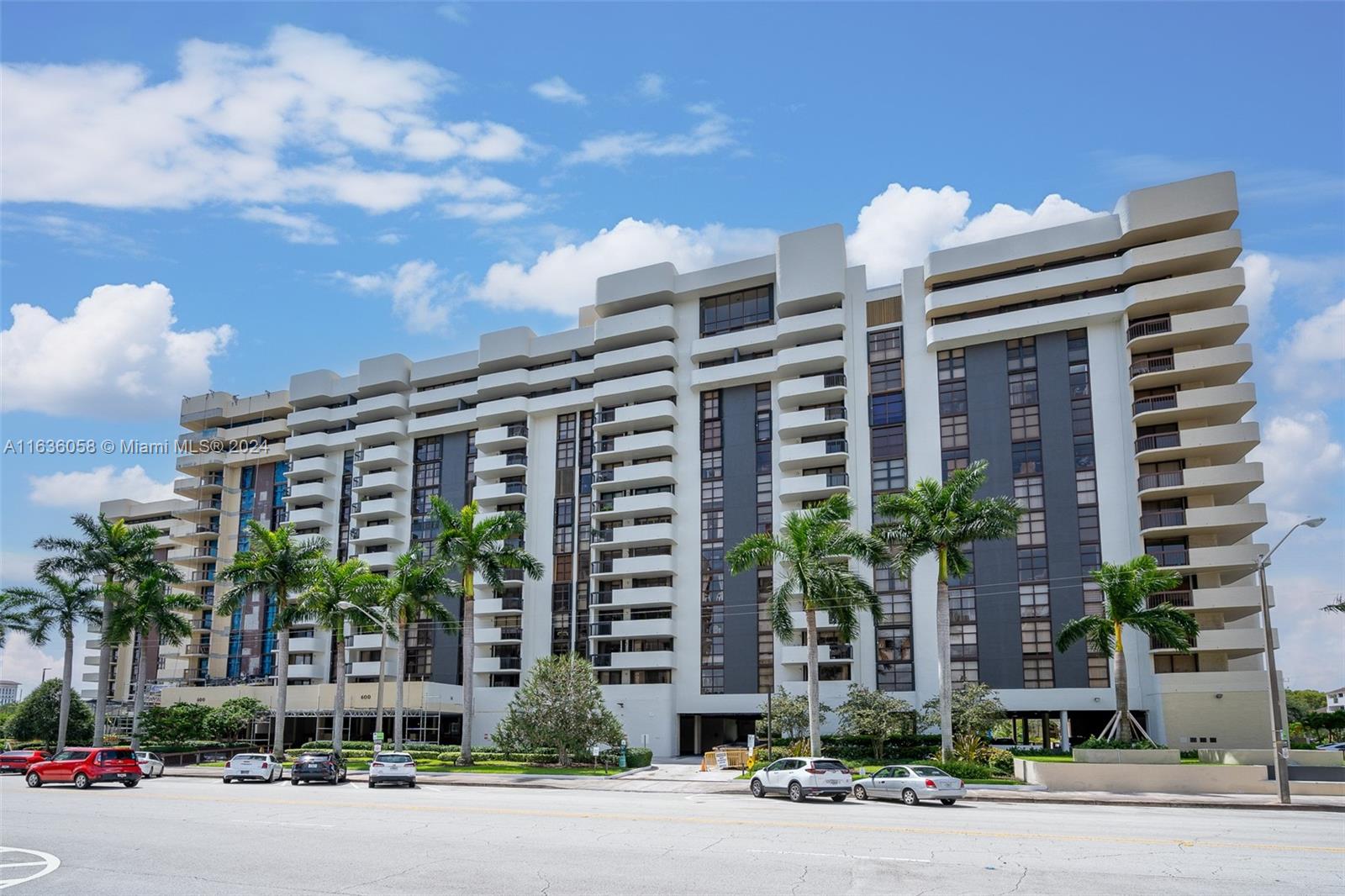 600 Biltmore Way #611, Coral Gables FL 33134