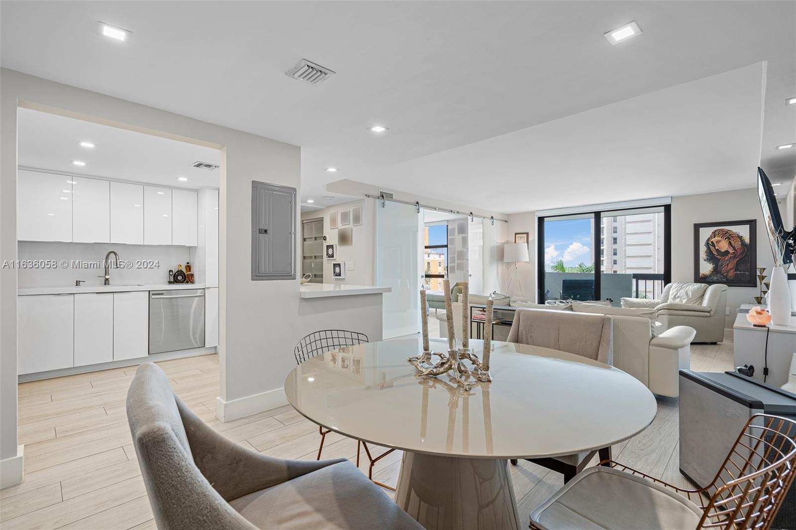 600 Biltmore Way #611, Coral Gables FL 33134
