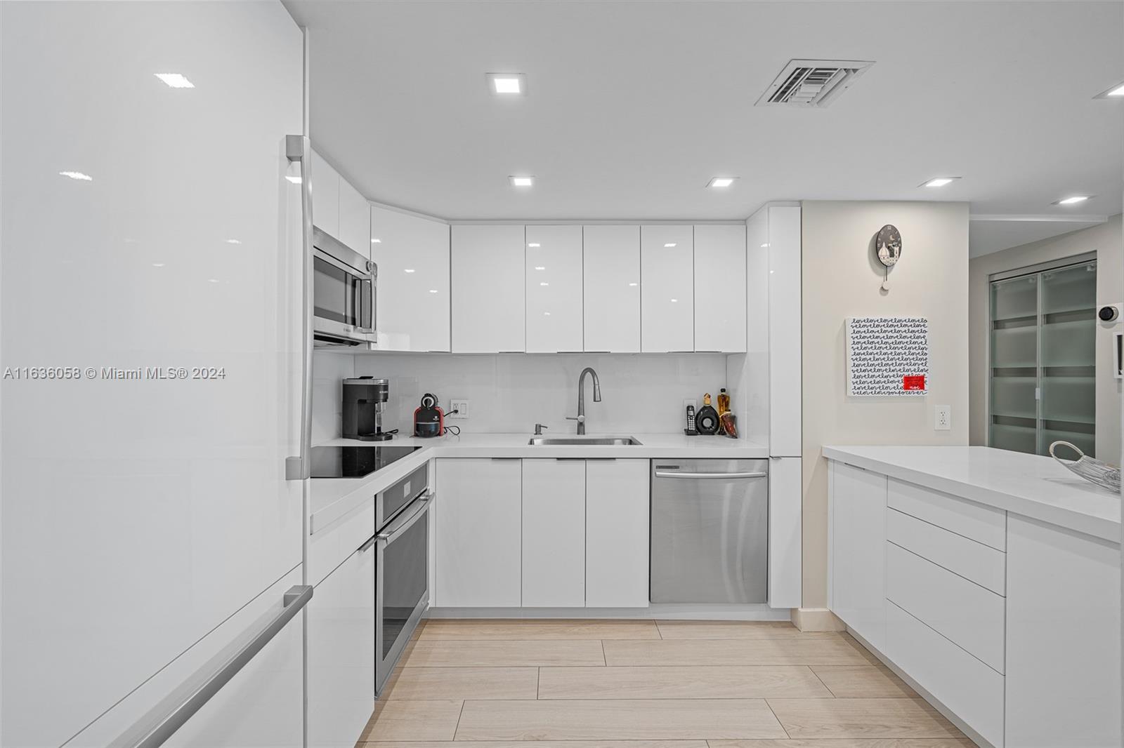 600 Biltmore Way #611, Coral Gables FL 33134
