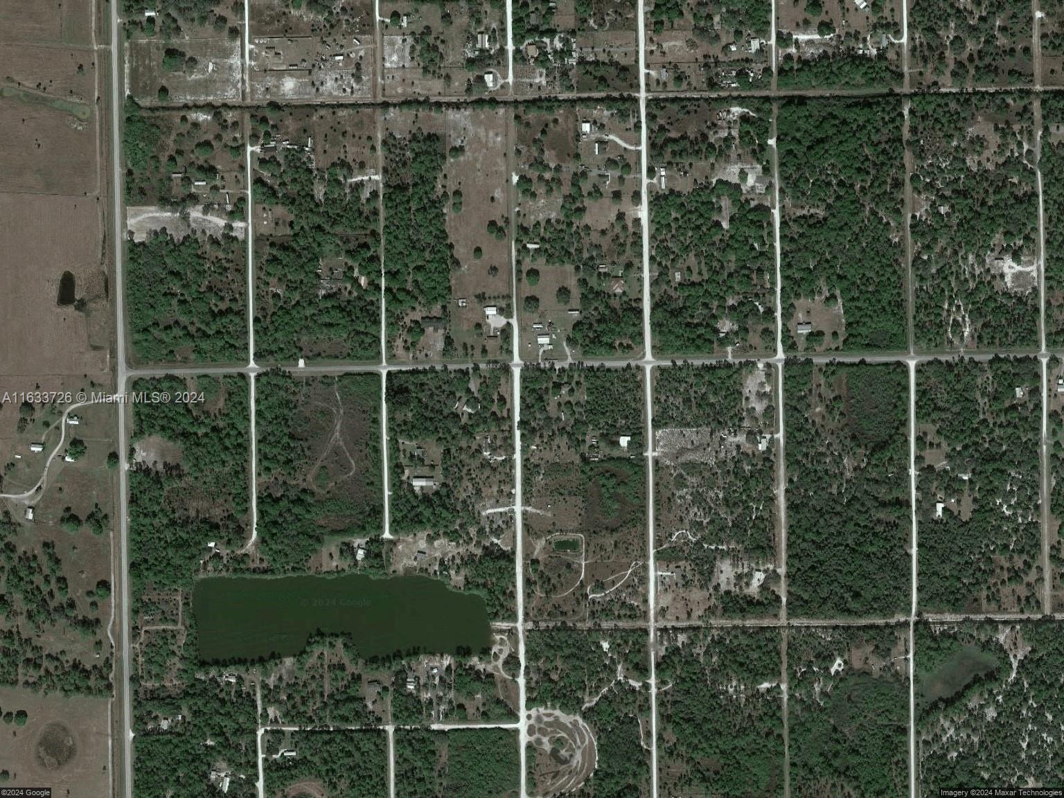 Land, Clewiston, Florida image 1