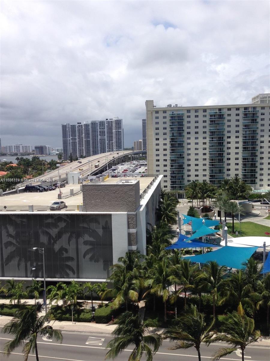 19201 Collins Ave #831, Sunny Isles Beach, Florida image 7