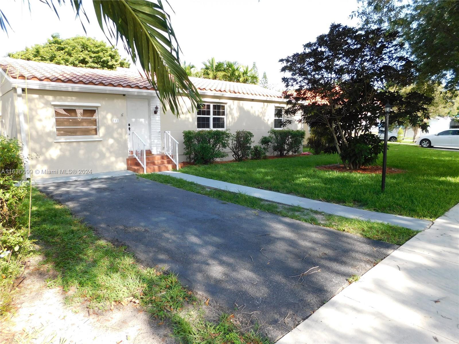 581 La Villa Dr, Miami Springs, Florida image 2