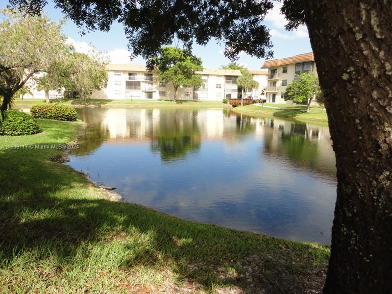 6090 N Sabal Palm Blvd #208, Tamarac, Florida image 33