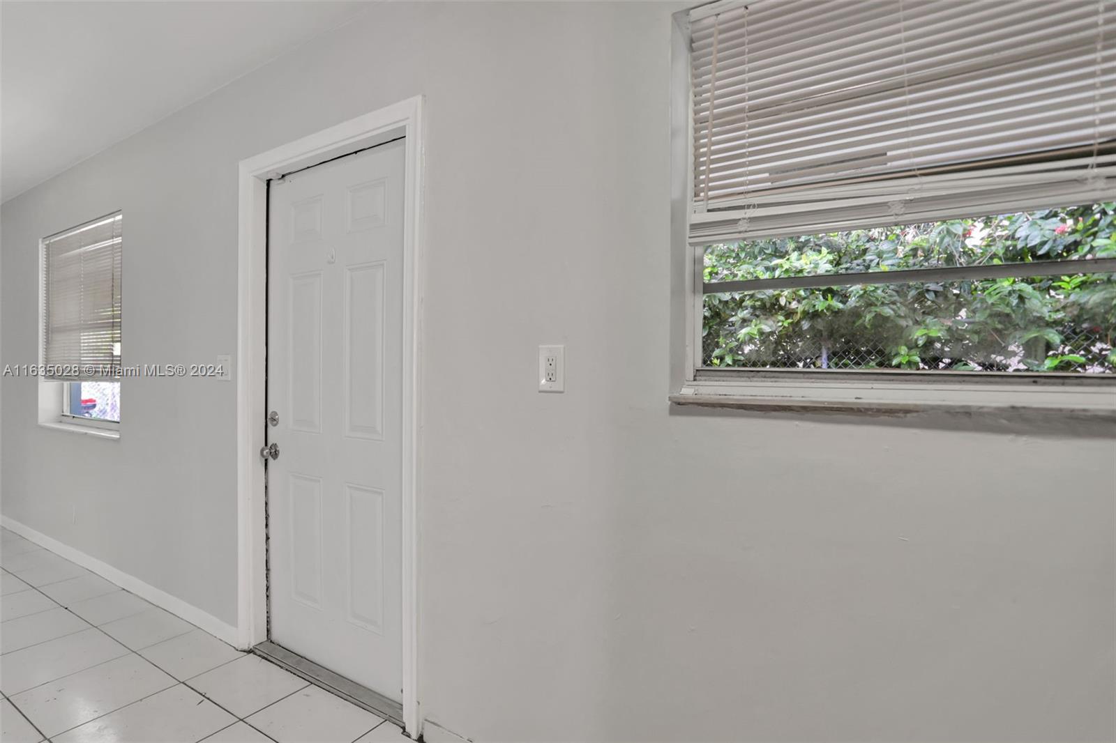 221 SE 11th Ave, Pompano Beach, Florida image 23