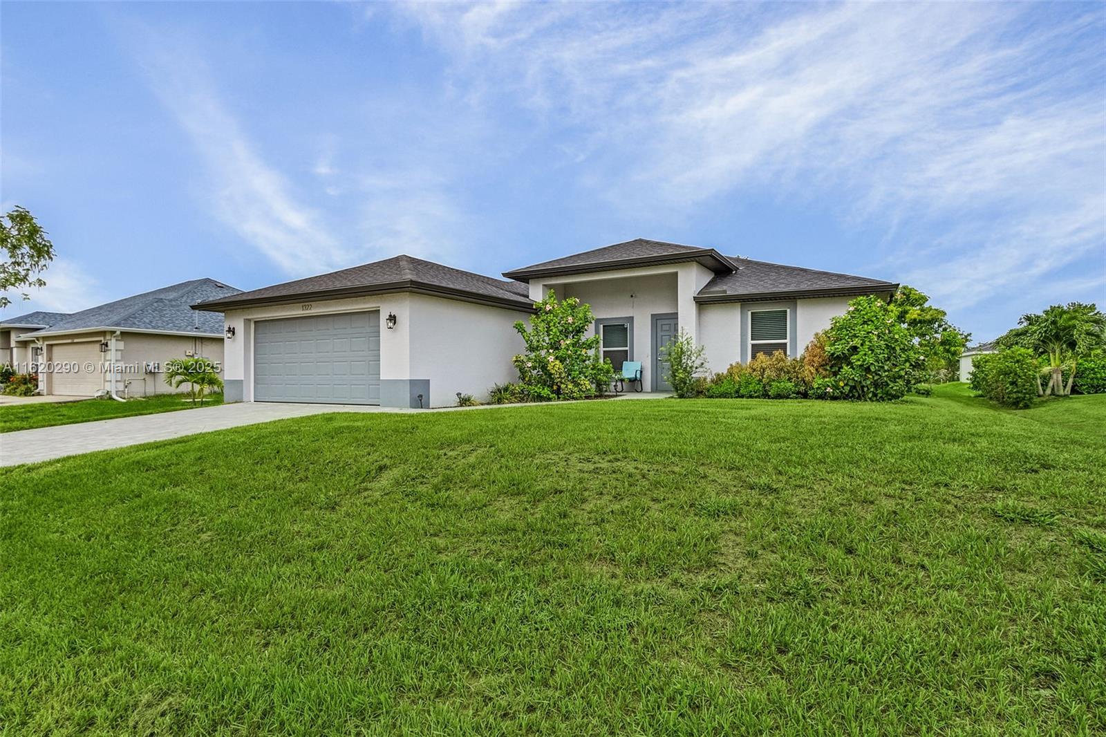 1322 NE 12th Pl, Cape Coral, Florida image 2
