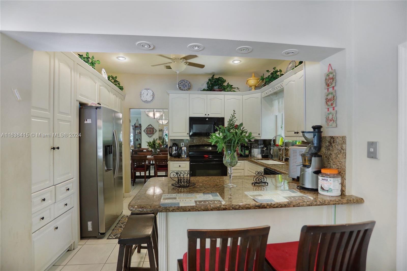 1090 Meadowlark Ave, Miami Springs, Florida image 7