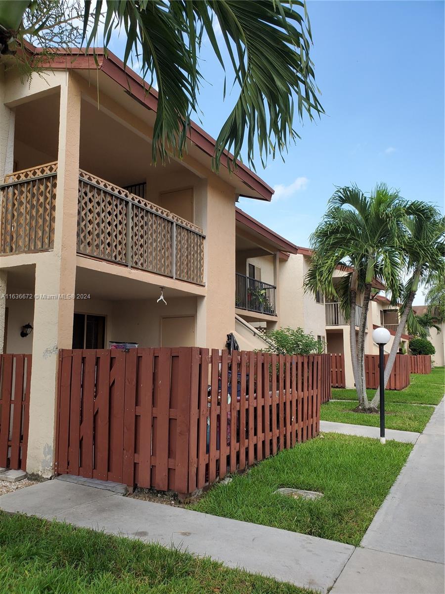 7911 Southgate Blvd #B1, North Lauderdale, Florida image 12