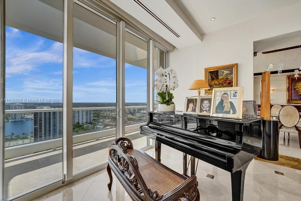 7000 Island Blvd #PH-02, Aventura, Florida image 8