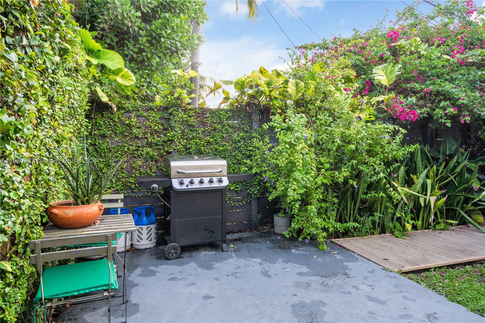 Listing Photo 32