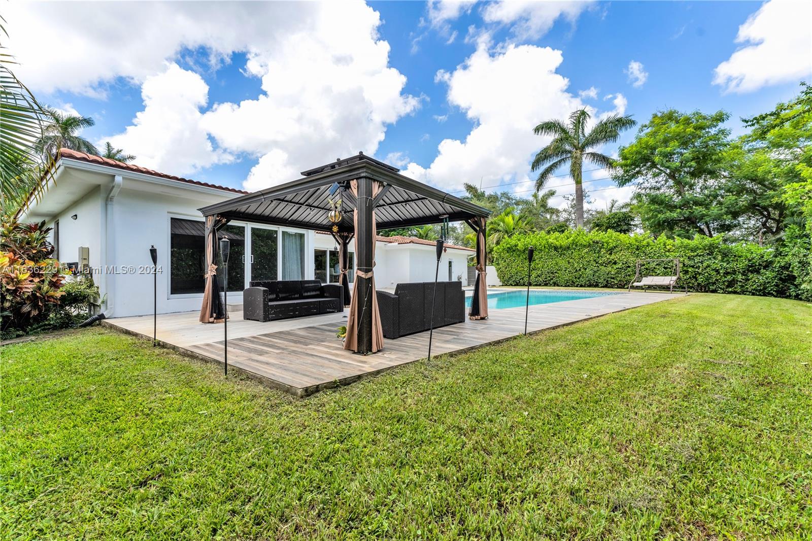 10125 Biscayne Blvd, Miami Shores, Florida image 4