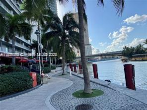 690 SW 1st Ct #2918, Miami FL 33130