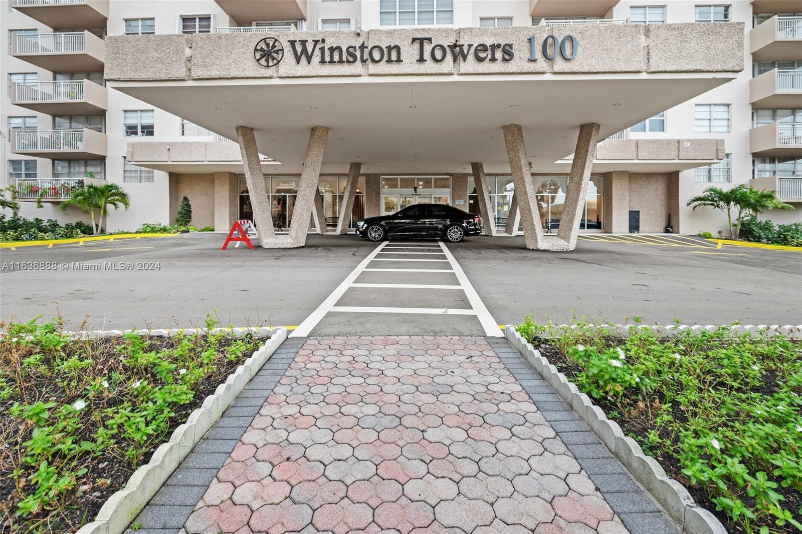 250 174th St #318, Sunny Isles Beach, Florida image 1