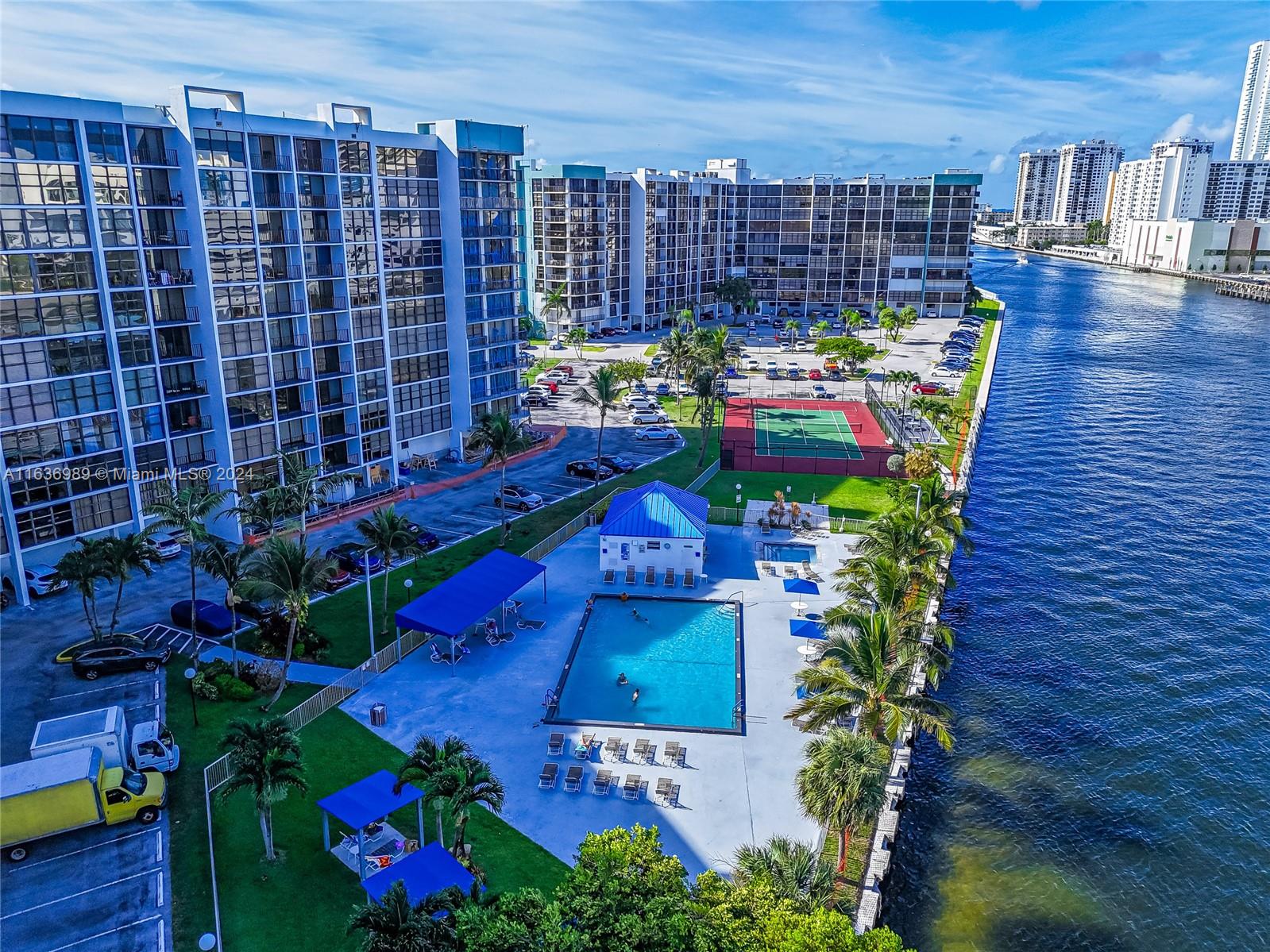 5800 Canal Drive # Lot 10, Lake Worth, Florida image 32