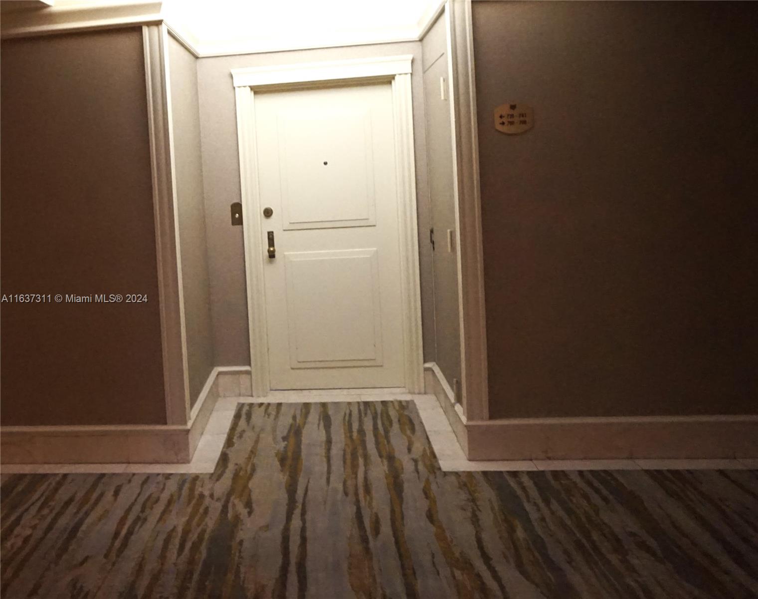 251 Crandon Blvd #720, Key Biscayne FL 33149