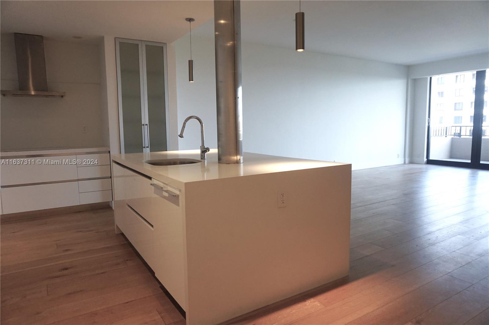 251 Crandon Blvd #720, Key Biscayne FL 33149