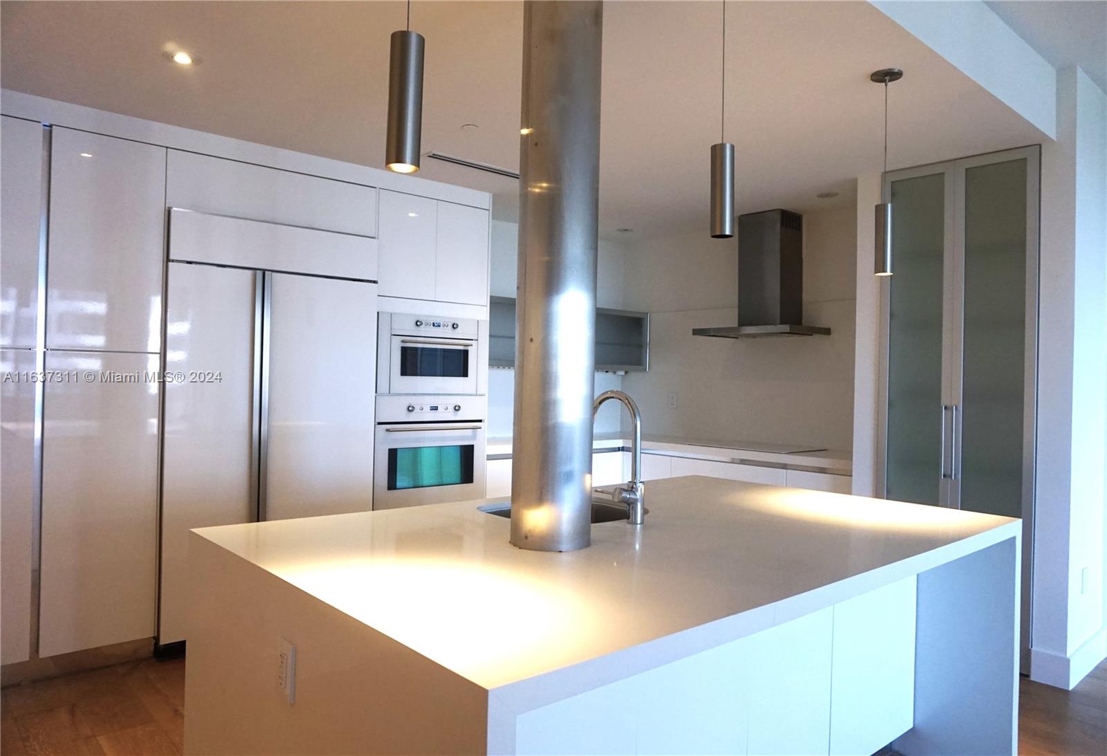 251 Crandon Blvd #720, Key Biscayne FL 33149