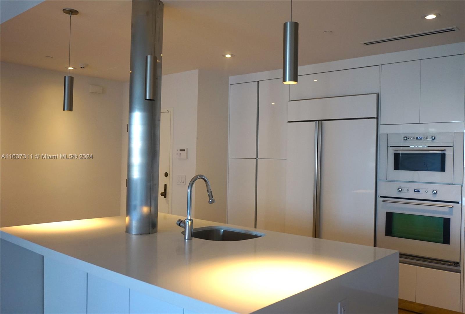 251 Crandon Blvd #720, Key Biscayne FL 33149