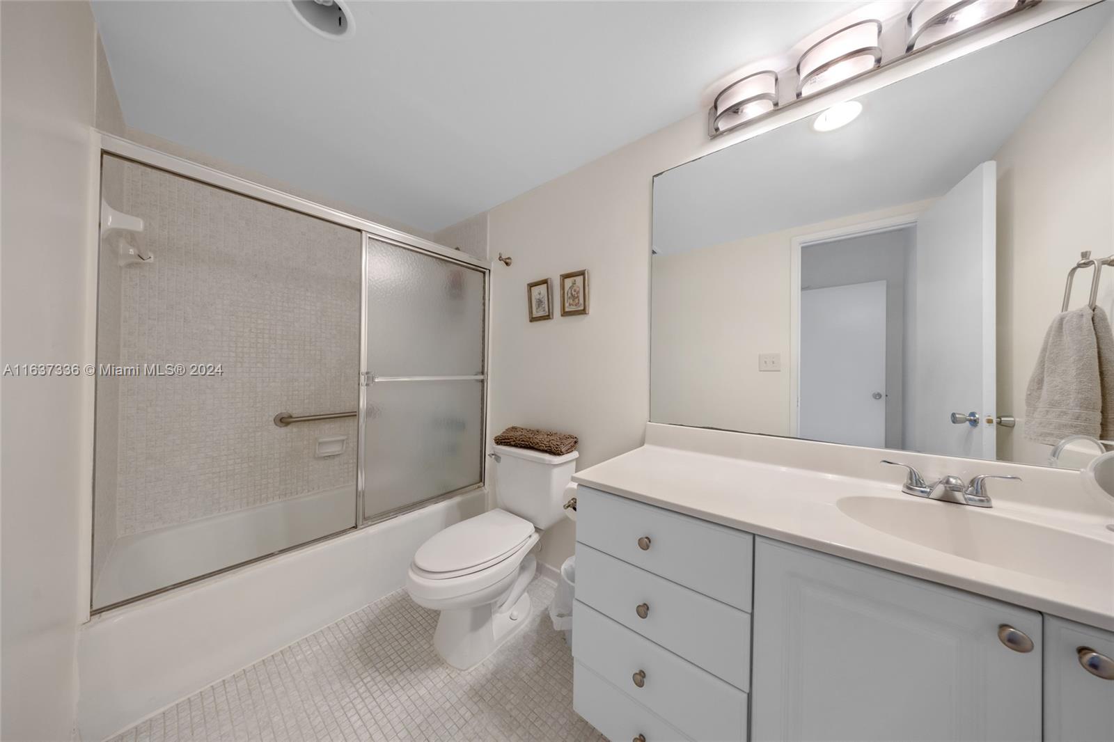 Listing Photo 21
