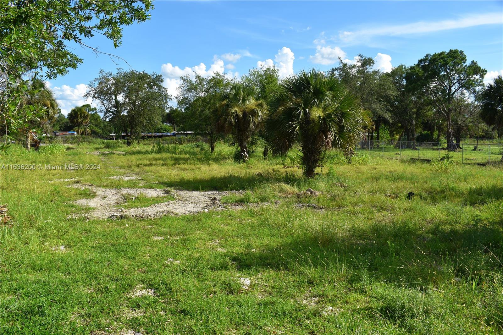 154 Pine Cone Avenue, Clewiston, Florida image 8