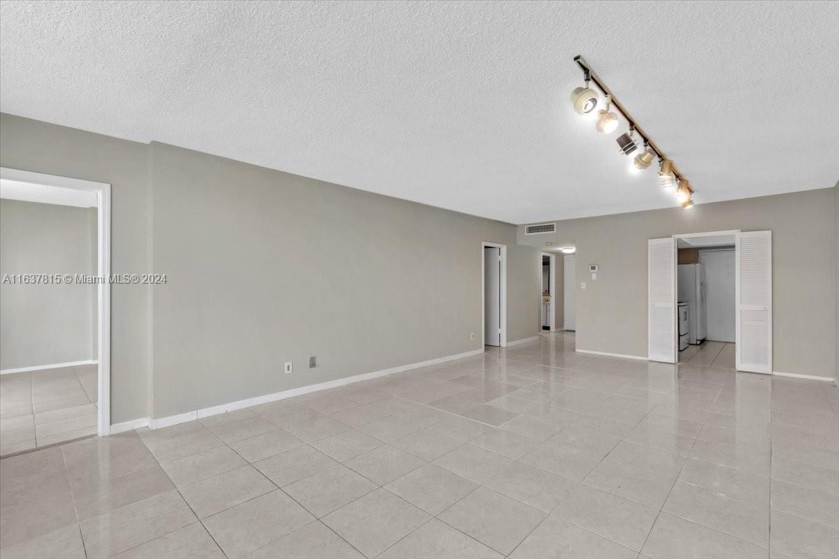 5401 Collins Ave #312, Miami Beach, Florida image 19