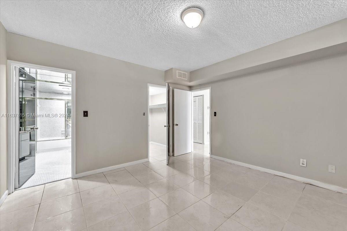 5401 Collins Ave #312, Miami Beach, Florida image 22